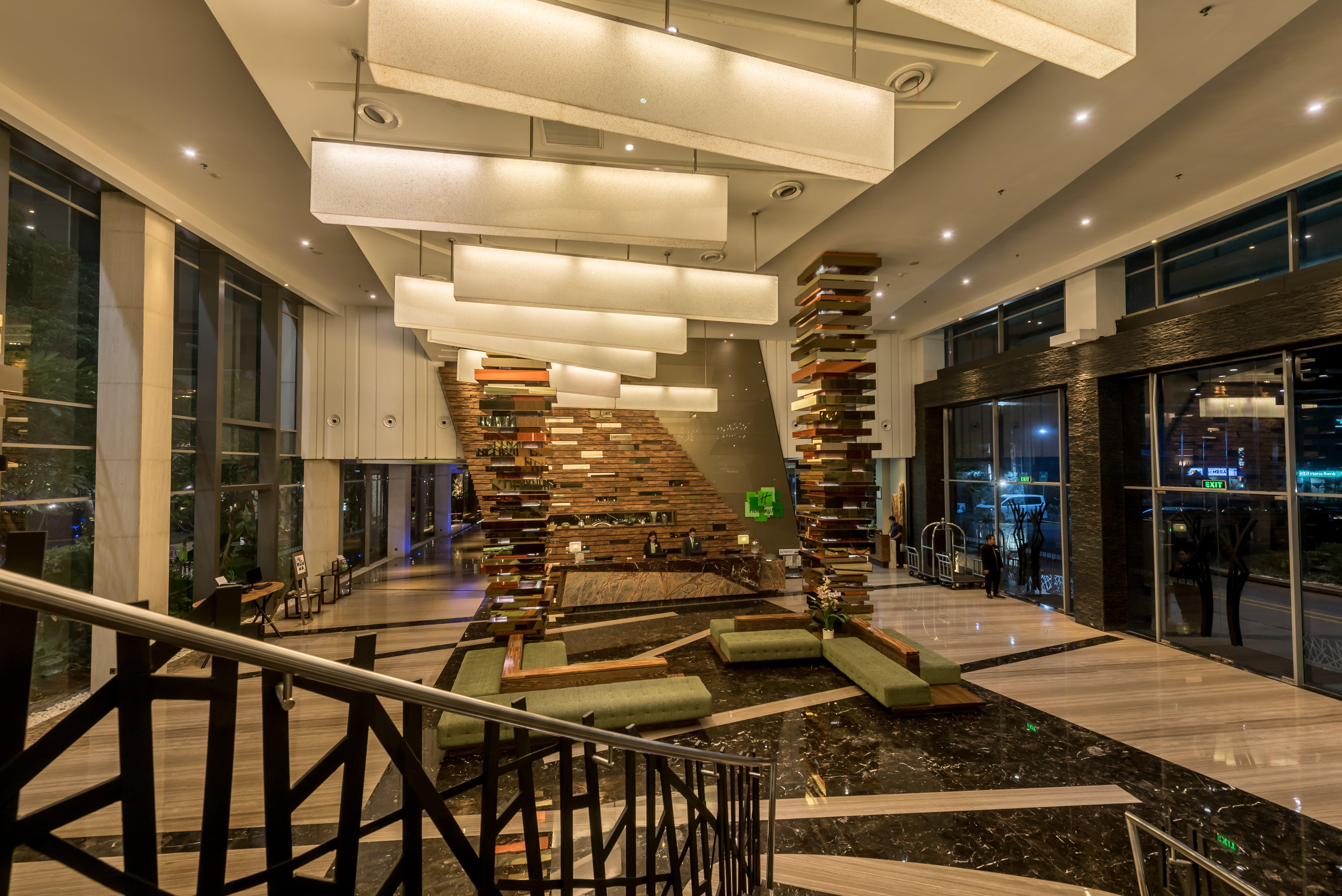 Holiday Inn Cikarang Jababeka By Ihg מראה חיצוני תמונה