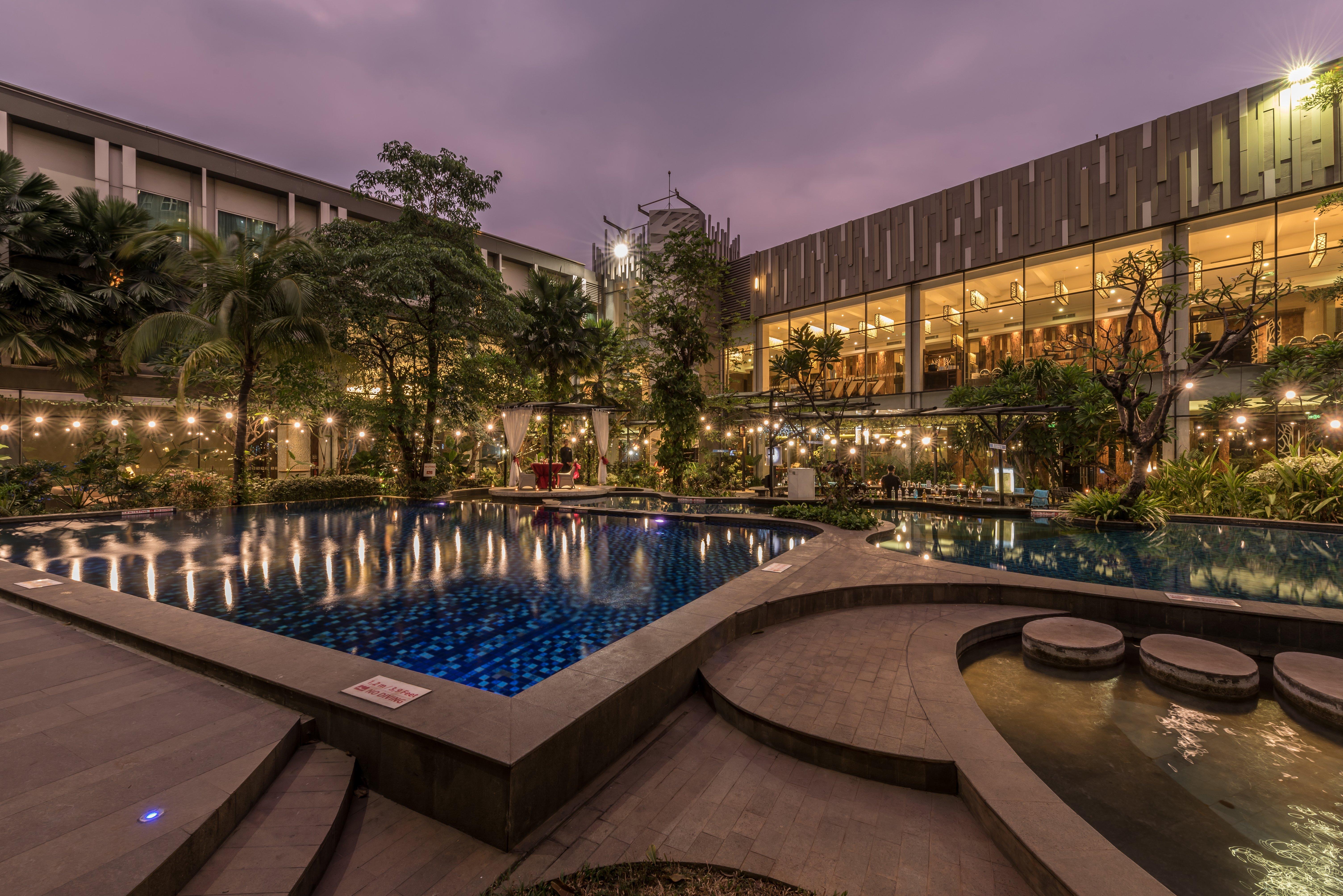Holiday Inn Cikarang Jababeka By Ihg מראה חיצוני תמונה