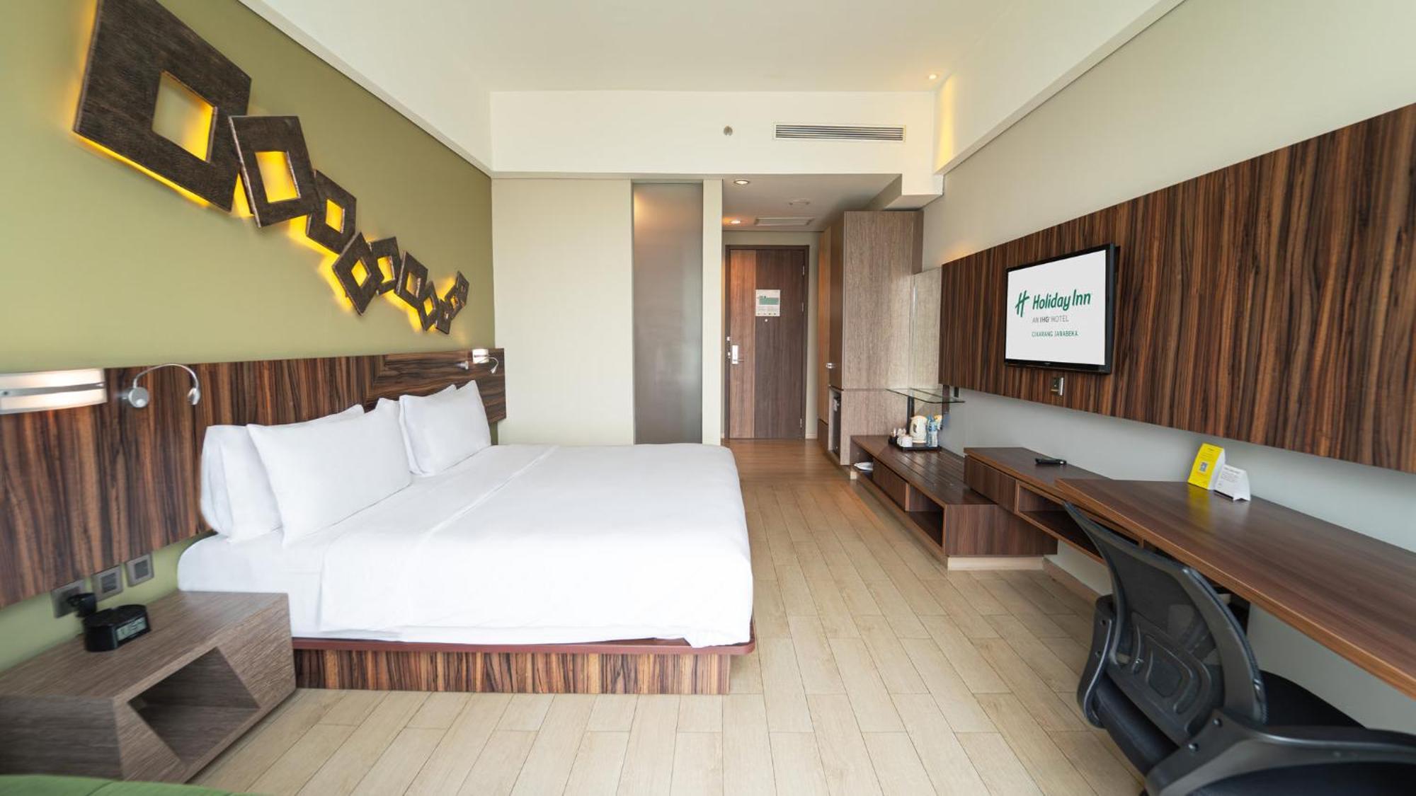 Holiday Inn Cikarang Jababeka By Ihg מראה חיצוני תמונה